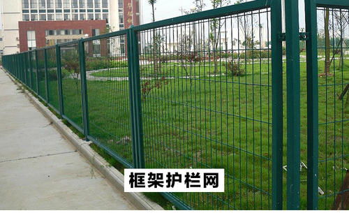 内蒙古护栏网与铁艺护栏 功能、特色与应用场景